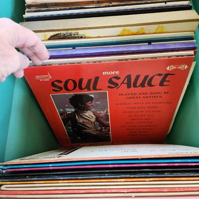 Large lot of Record Albums Lot 418
