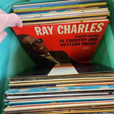 Large lot of Record Albums Lot 418