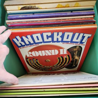 Large lot of Record Albums Lot 418