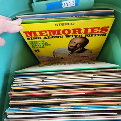 Large lot of Record Albums Lot 418