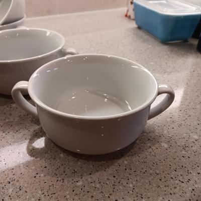 10 EVERYDAY WHITE PORCELAIN DINNER PLATES AND 8 SOUP BOWLS