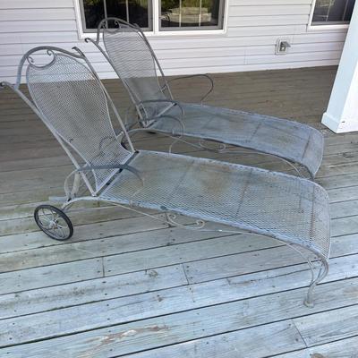 Pair Of Adjustable Wrought Iron Chaise Lounges (FP-MG)