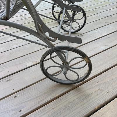 Pair Of Adjustable Wrought Iron Chaise Lounges (FP-MG)