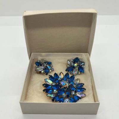LOT 21: Matching Blue Aurora Borealis Rhinestone Brooch and Clip on Earrings