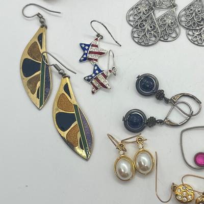 LOT 26: Collection of Goldtone and Silvertone Pierced Earrings