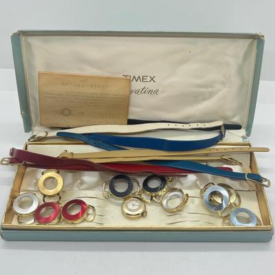 LOT 28: Timex Cavatina Customizable Watch