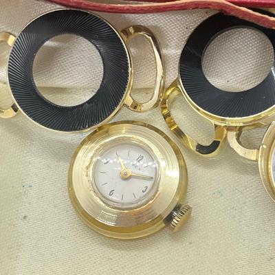 LOT 28: Timex Cavatina Customizable Watch