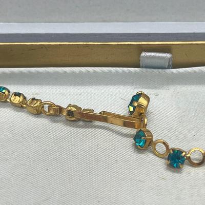 LOT 29: Blue Rhinestone Necklace and Bracelet With Clip Ons
