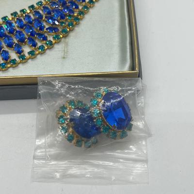 LOT 29: Blue Rhinestone Necklace and Bracelet With Clip Ons