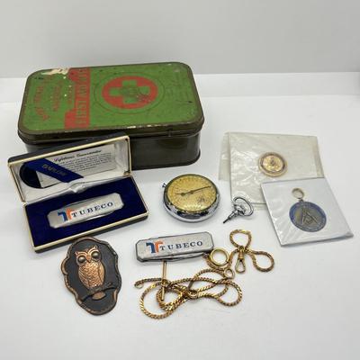 LOT 62: Miscellaneous Vintage Items: First Aid Tin, Pocket Knife, Pocket Watch and More!