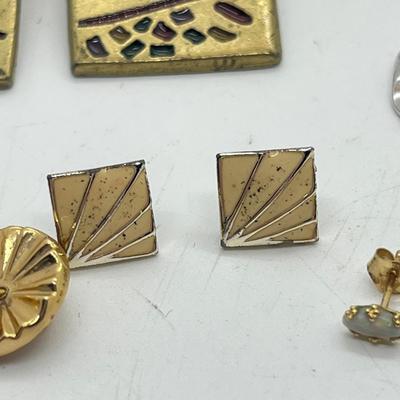 LOT 69: Pierced Earring Collection