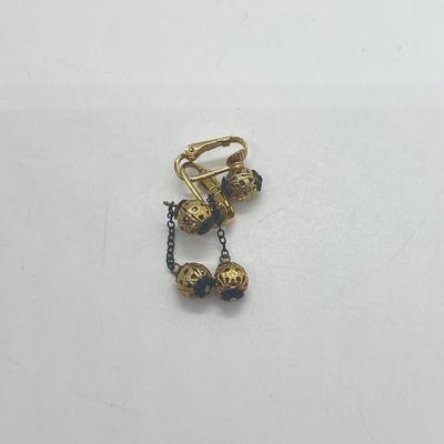 LOT 71: Bright Colored Jewelry Collection