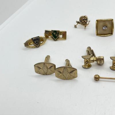 LOT 72: Watches, Tie Pins, Cufflinks and More!