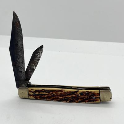 LOT 75: Vintage Militaria Style Hats, Pocket Knife and More!