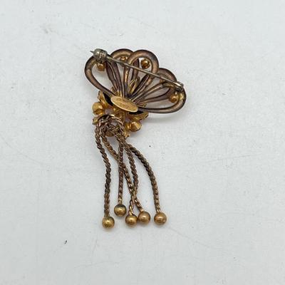LOT 79: Cutesie Vintage Brooch/Pin Collection