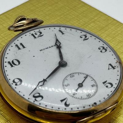 LOT 105: E. Howard Watch Company 17 Jewels Vintage Pocket Watch