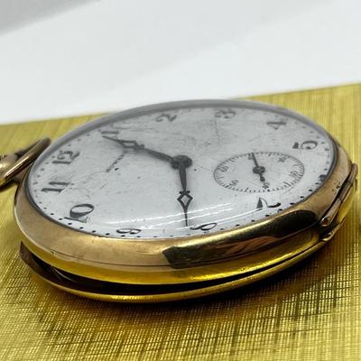 LOT 105: E. Howard Watch Company 17 Jewels Vintage Pocket Watch