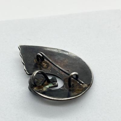 LOT 110: Ecuador Ethnic Gemstone 950 Silver Pendant Brooch - 9.2 GTW