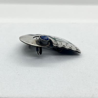 LOT 110: Ecuador Ethnic Gemstone 950 Silver Pendant Brooch - 9.2 GTW