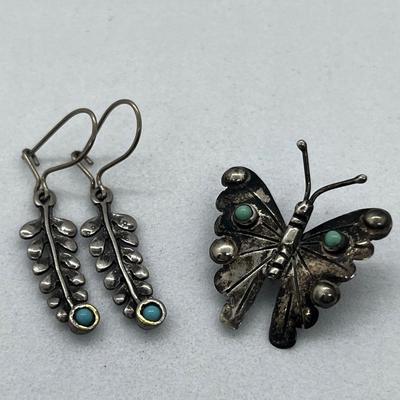 LOT 115: Sterling 925 Butterfly Pin and Feather With Turquoise Pierced Earrings - 4 GTW