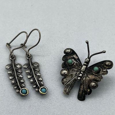 LOT 115: Sterling 925 Butterfly Pin and Feather With Turquoise Pierced Earrings - 4 GTW