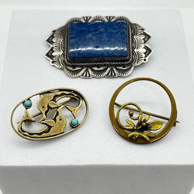 LOT 118: Vintage Silverplate and Blue Brooch Plus Two Antique Brass Pins