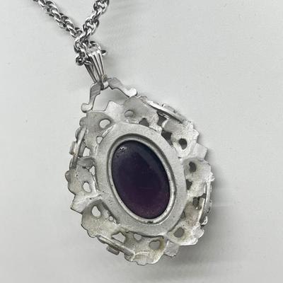 LOT 134: Magnificent Moody Pendant On 20" Chain