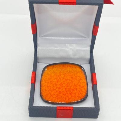 LOT 136: Stunning 1960's Denmark Modernist Ceramic Glaze Brooch/Pin