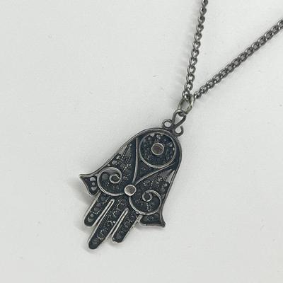 LOT 137: 925 Hamsa Necklace and Earrings Set