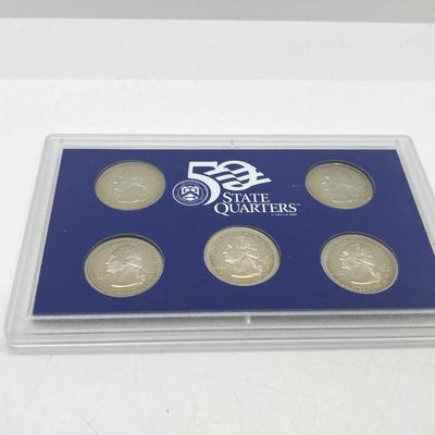 LOT 138: U.S. Mint 2000 State Quarters Proof Set