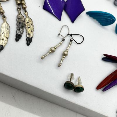 LOT 143: Fun Pierced Earring Lot