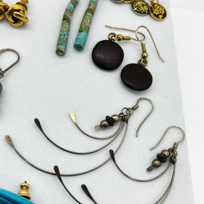 LOT 143: Fun Pierced Earring Lot