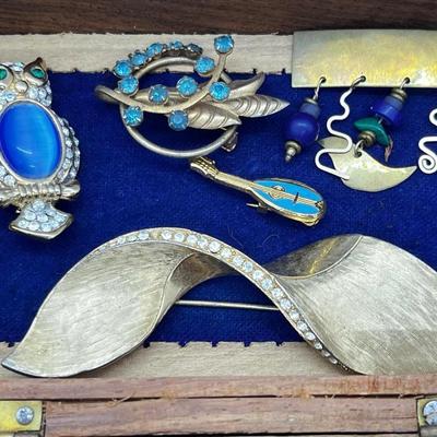 LOT 145: Artisan Brooch/Pin Collection With Unique Carved Wooden Box