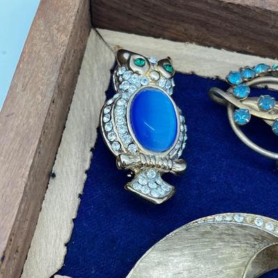 LOT 145: Artisan Brooch/Pin Collection With Unique Carved Wooden Box