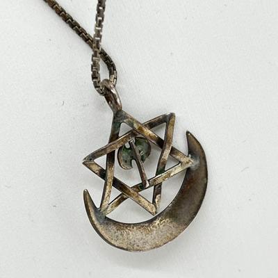 LOT 157: Sterling Silver Star of David Coexist Peace Pendant on 18" 925 Chain - 4.9 GTW