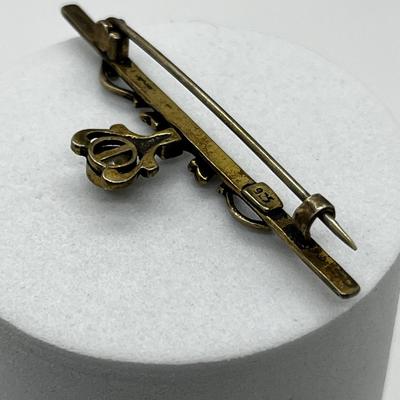 LOT 159: Antique Art Nouveau Gold Vermeil 925 Pearl and Rhinestone Bar Pin - 3.4 GTW