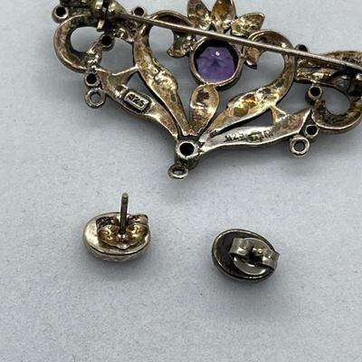 LOT 162: Vintage Sterling Silver Artist-Signed Marcasite Brooch and Amethyst Pierced Earrings - 7.6 GTW