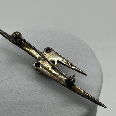 LOT 163: Sterling Silver Marcasite and Pearl Artist-Signed Antique Brooch - 3.5 GTW