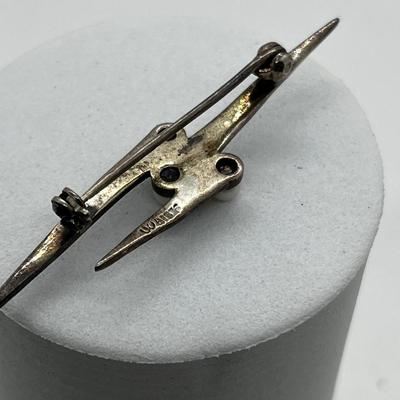 LOT 163: Sterling Silver Marcasite and Pearl Artist-Signed Antique Brooch - 3.5 GTW