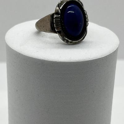 LOT 168: Navajo Artist-Signed Sterling Silver and Lapis Lazuli Ring - Size 7 - 7.6 GTW