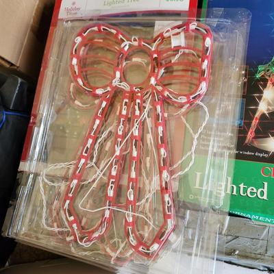 large lot of 18 Christmas Holiday Decor Lights Candy Canes Bows Snowman