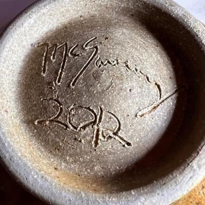 Lustrous Signed Pottery Bowls (D-RG)
