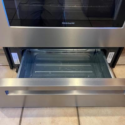 Frigidaire Stainless Steel Front Control Electric Range (K-MG)