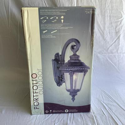G8086 Portfolio Outdoor Wall Lantern