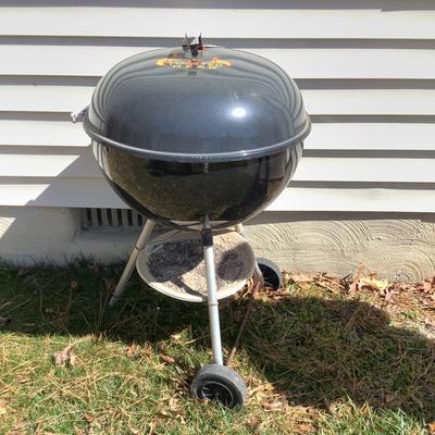 G8093 Weber Toasted Head BBQ