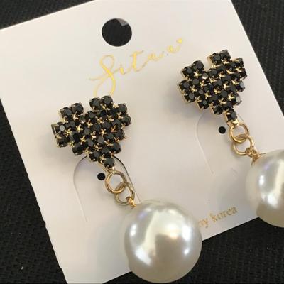 Black Rhinestone Heart Earrings