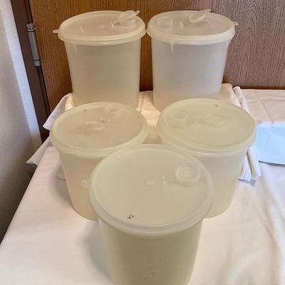 5 piece Vintage Tupperware set