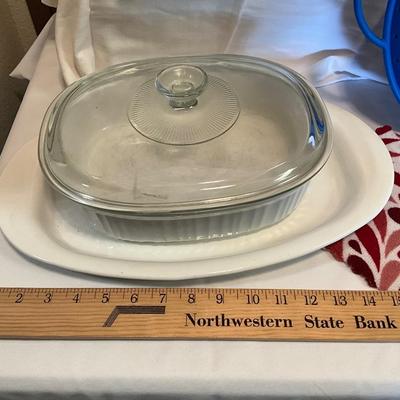 Vintage Corningware French White w/ plater w/strainer