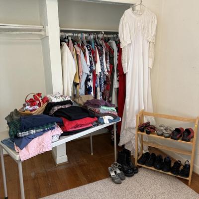 Women’s Clothing lot
