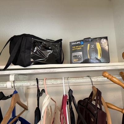 Travel & bag lot